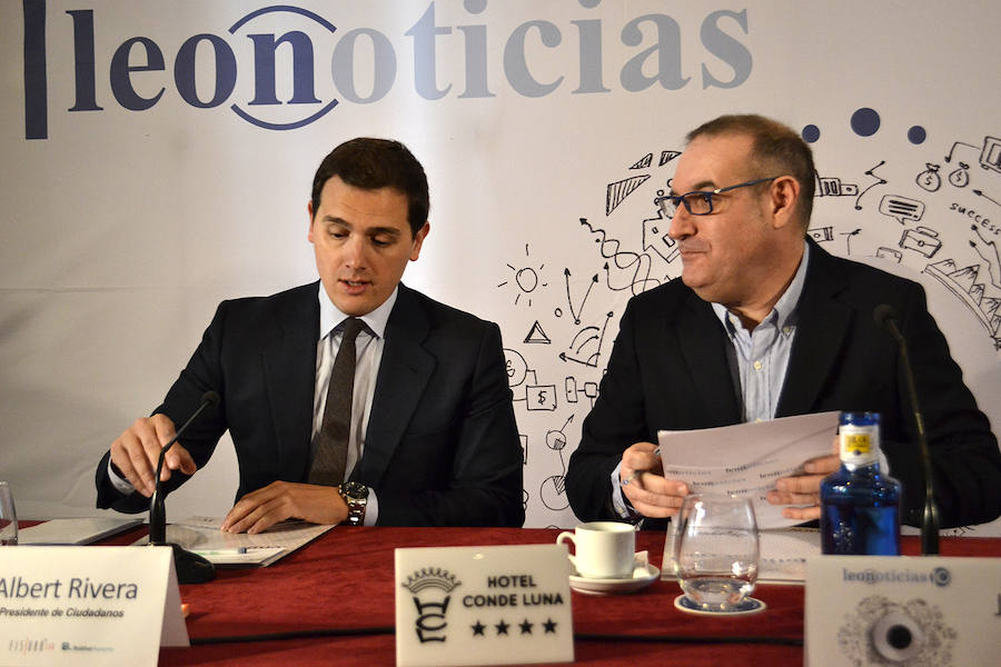 Fotos: Desayuno con Albert Rivera