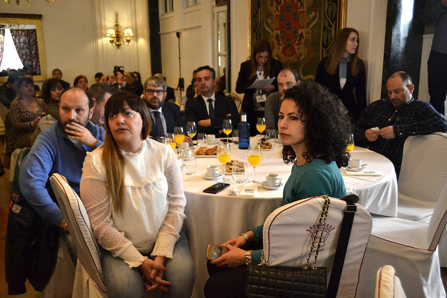 Fotos: Desayuno con Albert Rivera