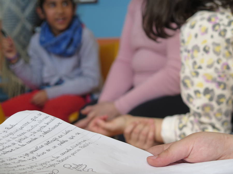 Fotos: Encuentro entre niños y mayores con alzheimer