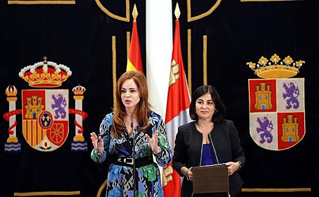 La presidenta de las Cortes, Silvia Clemente y la presidenta de la Coprepa y del Parlamento de Canarias, Carolina Darías informan de la reunión extraordinaria de la Conferencia de Presidentes de Parlamentos Autonómicos. 