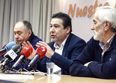 Imagen secundaria 1 - IMágenes de la rueda de prensa de este lunes en la sede de UPL.