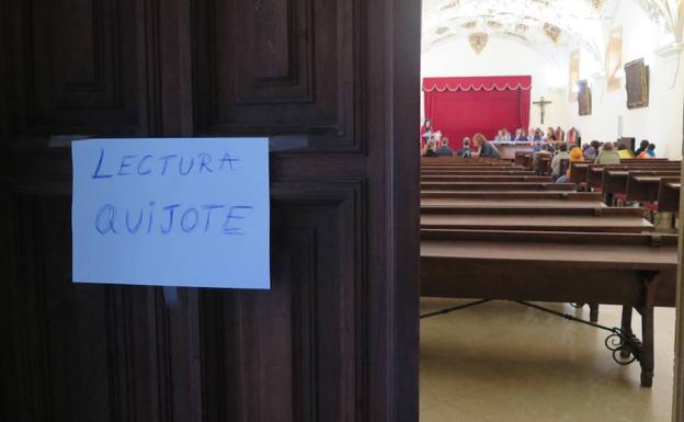 Entrada de la Sala del Pendón de Baeza, donde tuvo lugar la lectura. 