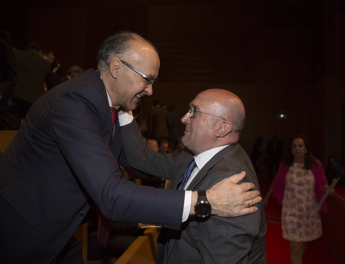 El presidente de la Junta reclama escuchar más a la sociedad civil y aboga por un proyecto europeo más cercano, humano y más democrático