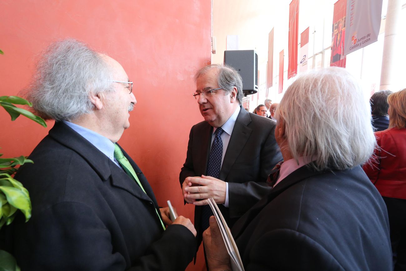 El leonés Juanín García se ha convertido en uno de los protagonistas en la entrega de premios de Castilla y León