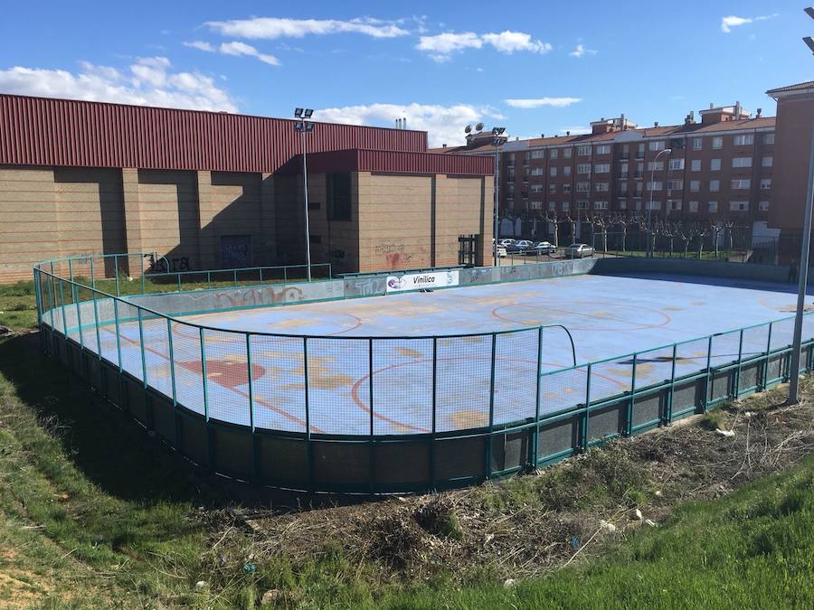 Fotos: El estado de la cancha del Hockey In Line León