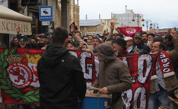 El corteo recorrió el corazón de la ciudad.