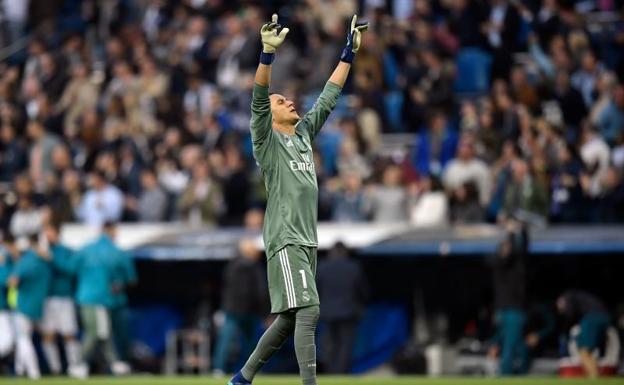 Keylor Navas celebra la clasificación para la final de Kiev. 