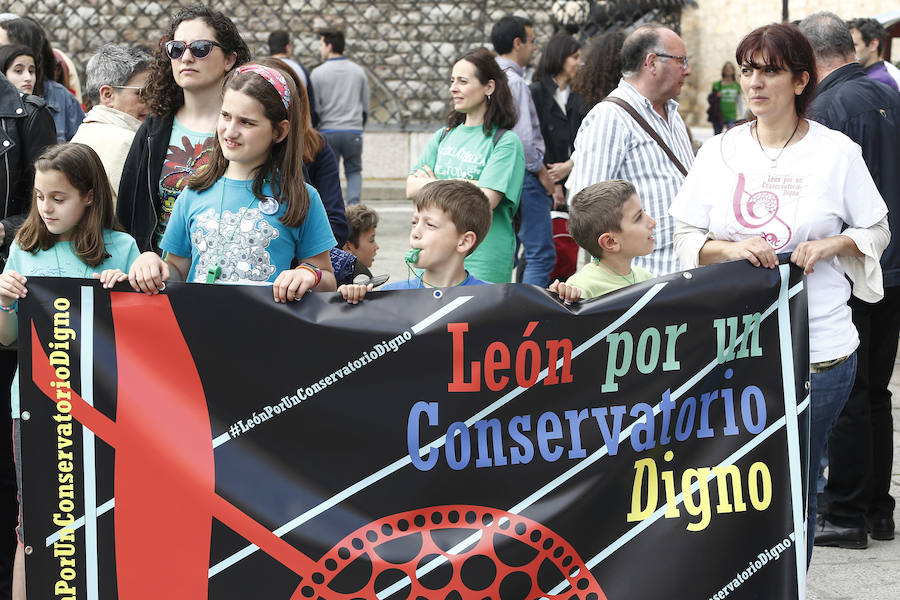 Fotos: Manifestación en León por la defensa de la educación pública