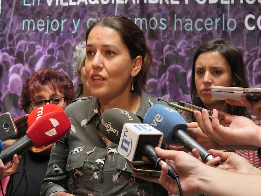 Irene Montero, portavoz de Unidos Podemos en el Congreso de los Diputados, y la diputada por León, Ana Marcello, se reúnen con colectivos de mujeres precariadas en Villaquilambre