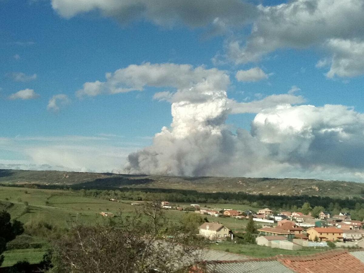 Fotos: Incendio en Santa Colomba de Curueño