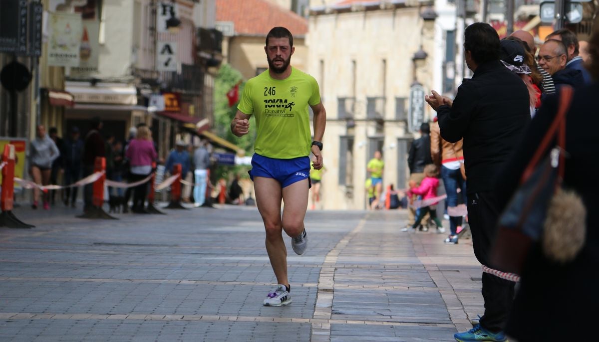 Fotos: Los 10 Kilómetros Universitarios Ciudad de León 2018