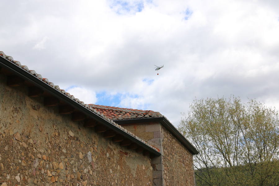 Fotos: Incendio en Ambasaguas