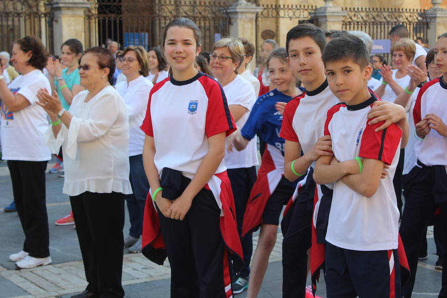 Fotos: Imágenes de la clase intergeneracional