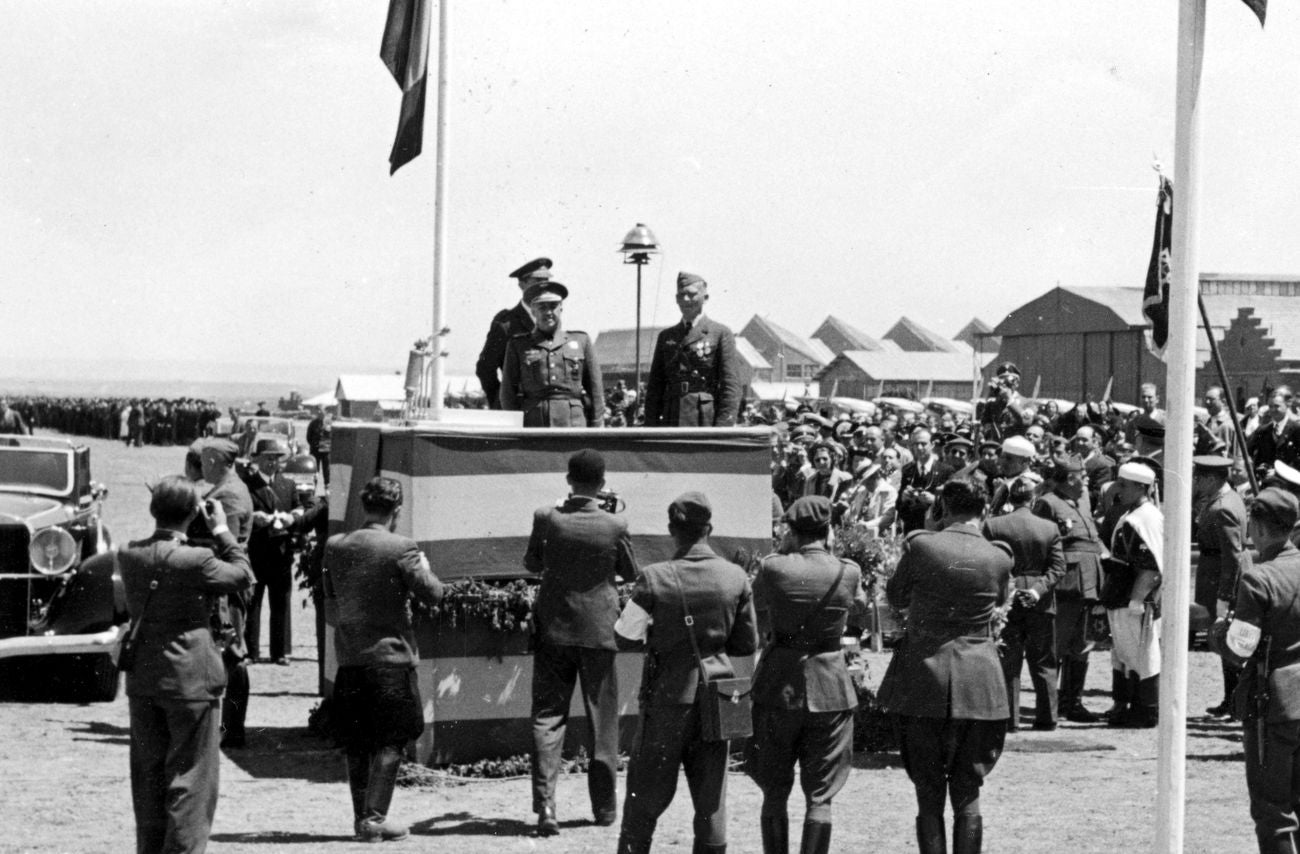 El 22 de mayo de 1939 los soldados alemanes de la Legión Cóndor se retiraban de la península y lo hacían desde León | Coincidiendo con el aniversario salen a la luz fotos inéditas recuperadas por el coleccionista leonés José Luis García Maraña