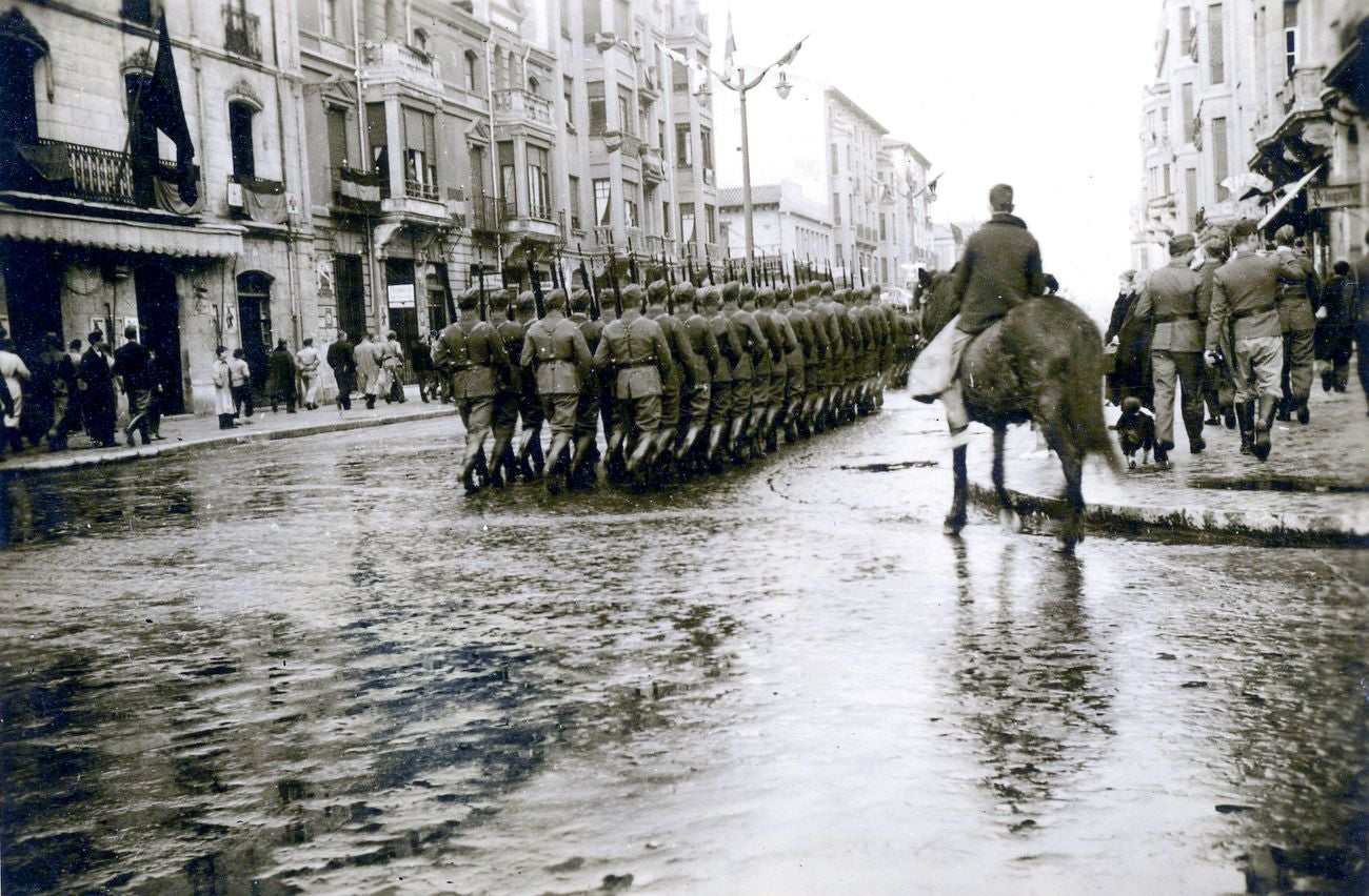 El 22 de mayo de 1939 los soldados alemanes de la Legión Cóndor se retiraban de la península y lo hacían desde León | Coincidiendo con el aniversario salen a la luz fotos inéditas recuperadas por el coleccionista leonés José Luis García Maraña