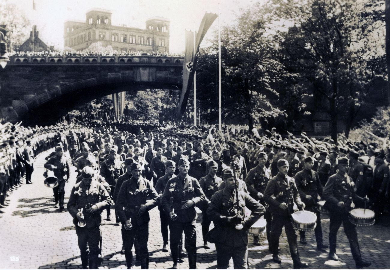 El 22 de mayo de 1939 los soldados alemanes de la Legión Cóndor se retiraban de la península y lo hacían desde León | Coincidiendo con el aniversario salen a la luz fotos inéditas recuperadas por el coleccionista leonés José Luis García Maraña