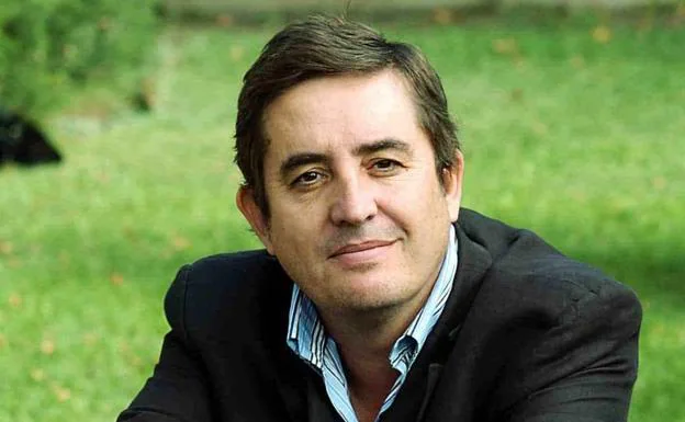 Luis García Montero.