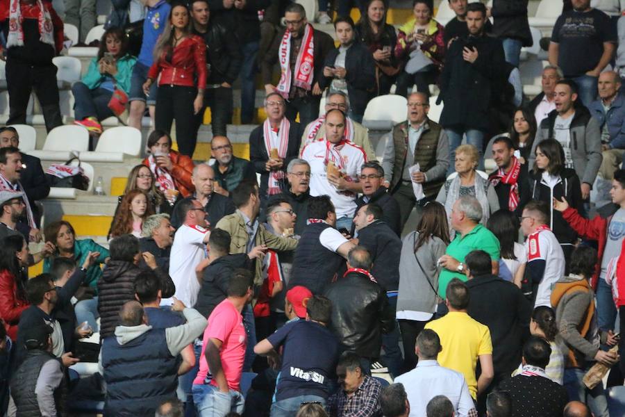 Las mejores imágenes del Cultural - Oviedo III