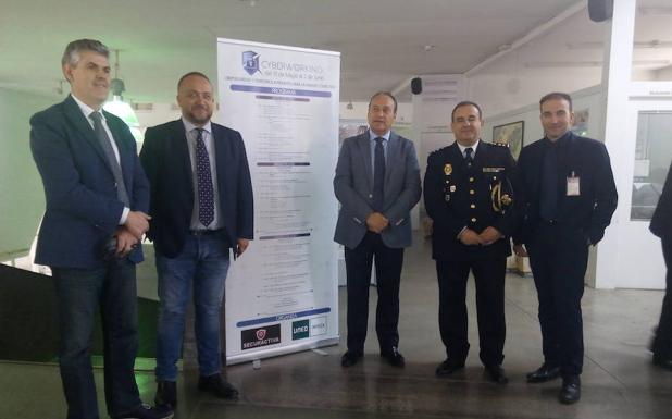  Autoricades participantes en la inauguración de las Jornadas de Ciberworking 2018.