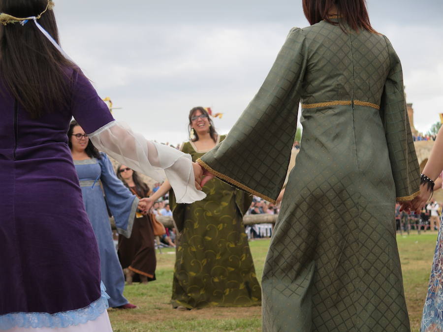 Fotos: Tradicional representación de las Justas medievales en Hospital de Órbigo