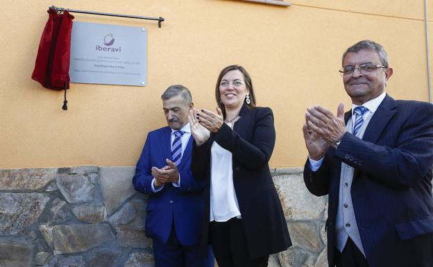 Inauguración de la planta en Alija del Infantado.