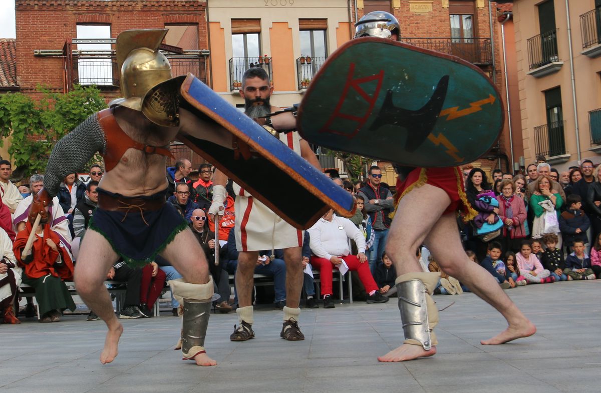 Fotos: El &#039;anfiteatro&#039; de León acoge los combates de la época romana