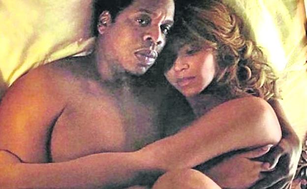 Beyoncé y Jay Z venden su último disco en pelotas