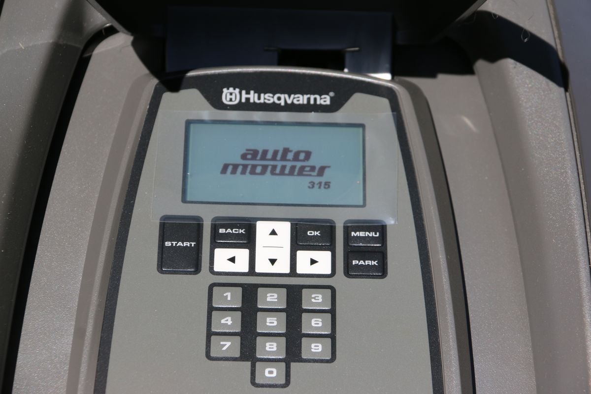 Agrojardín León nace en el año 2002 con el objetivo de ofrecer un asesoramiento personalizado de maquinaria para cada tipo de cliente y sus necesidades.