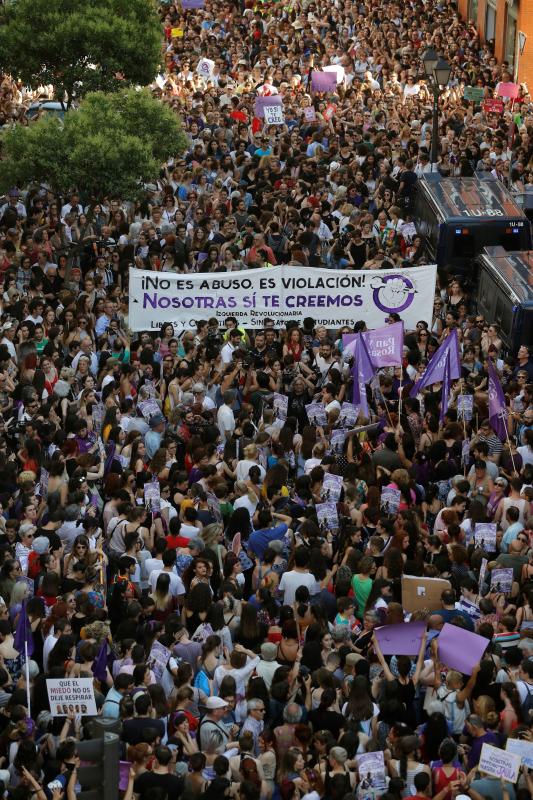 Decenas de asociaciones feministas convocan a la ciudadanía contra el sistema judicial «que ampara a violadores y desprotege a las mujeres»