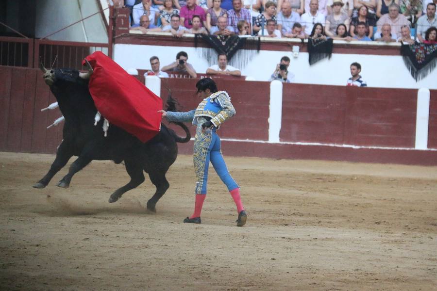 Fotos: Corrida del día  de San Juan, Morante, Manzanares, Talavante y Roca Rey