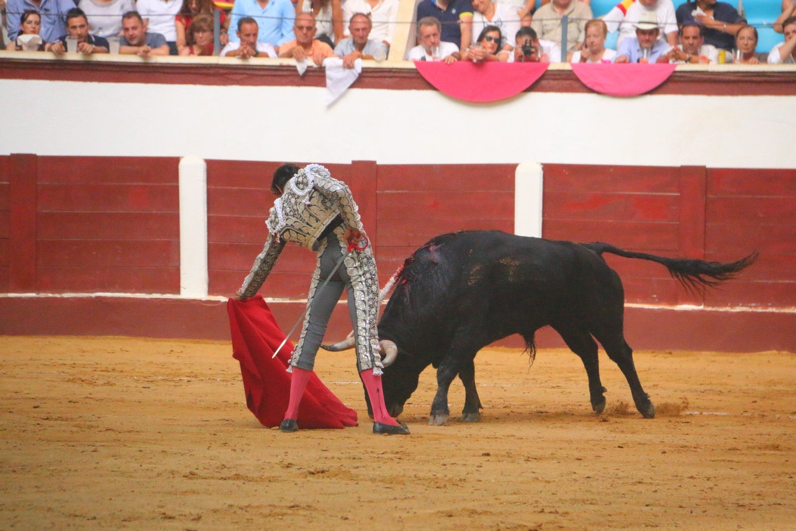 Fotos: Corrida del día  de San Juan, Morante, Manzanares, Talavante y Roca Rey