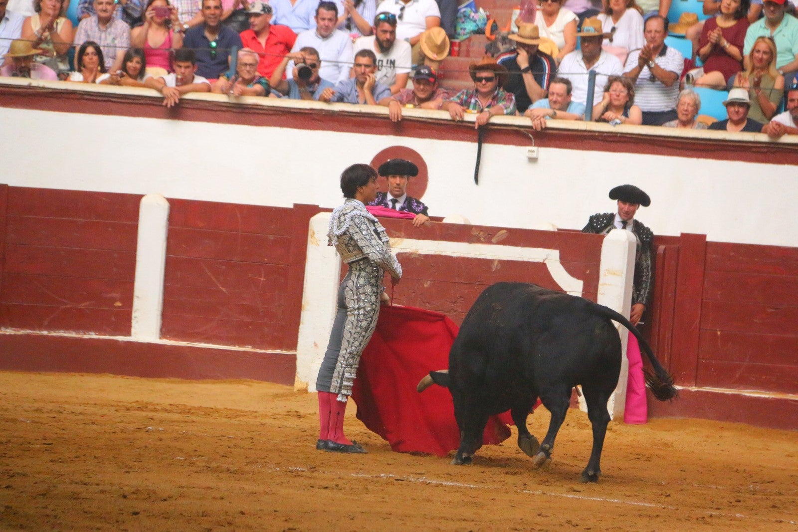 Fotos: Corrida del día  de San Juan, Morante, Manzanares, Talavante y Roca Rey