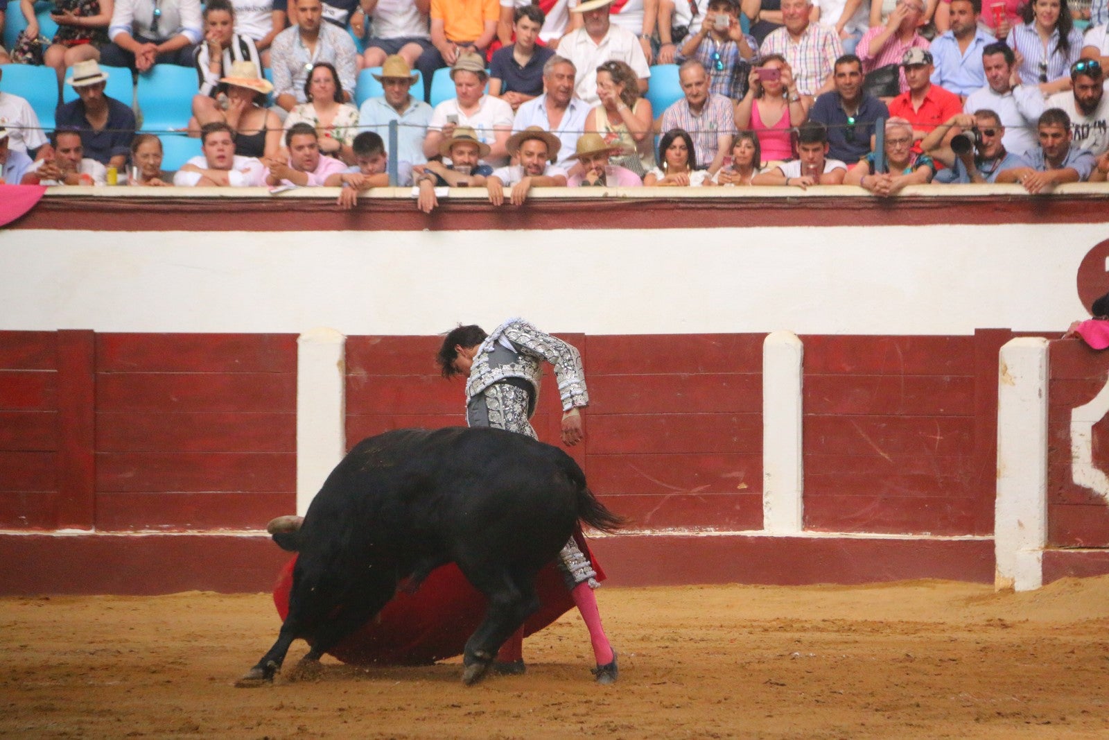 Fotos: Corrida del día  de San Juan, Morante, Manzanares, Talavante y Roca Rey