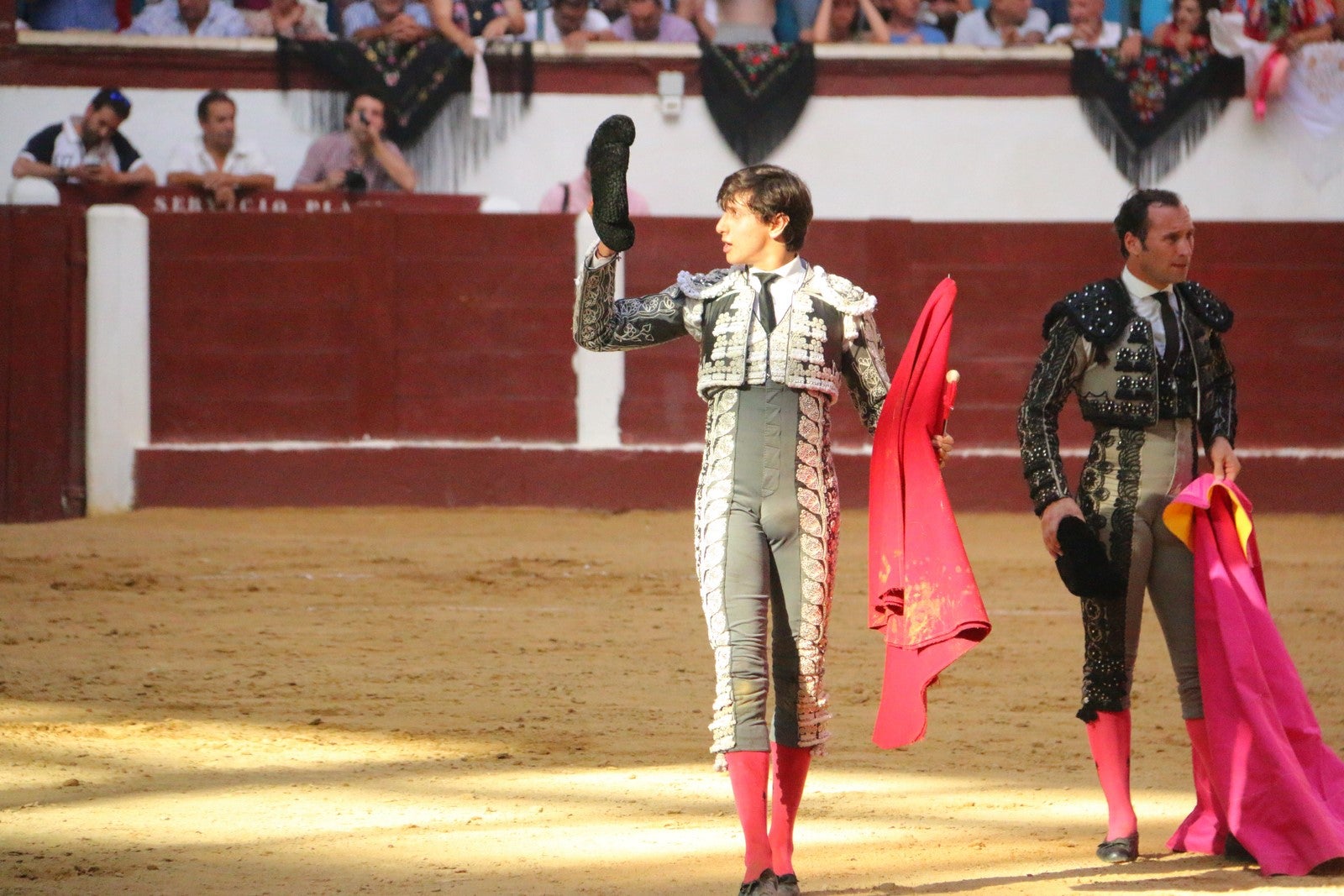 Fotos: Corrida del día  de San Juan, Morante, Manzanares, Talavante y Roca Rey