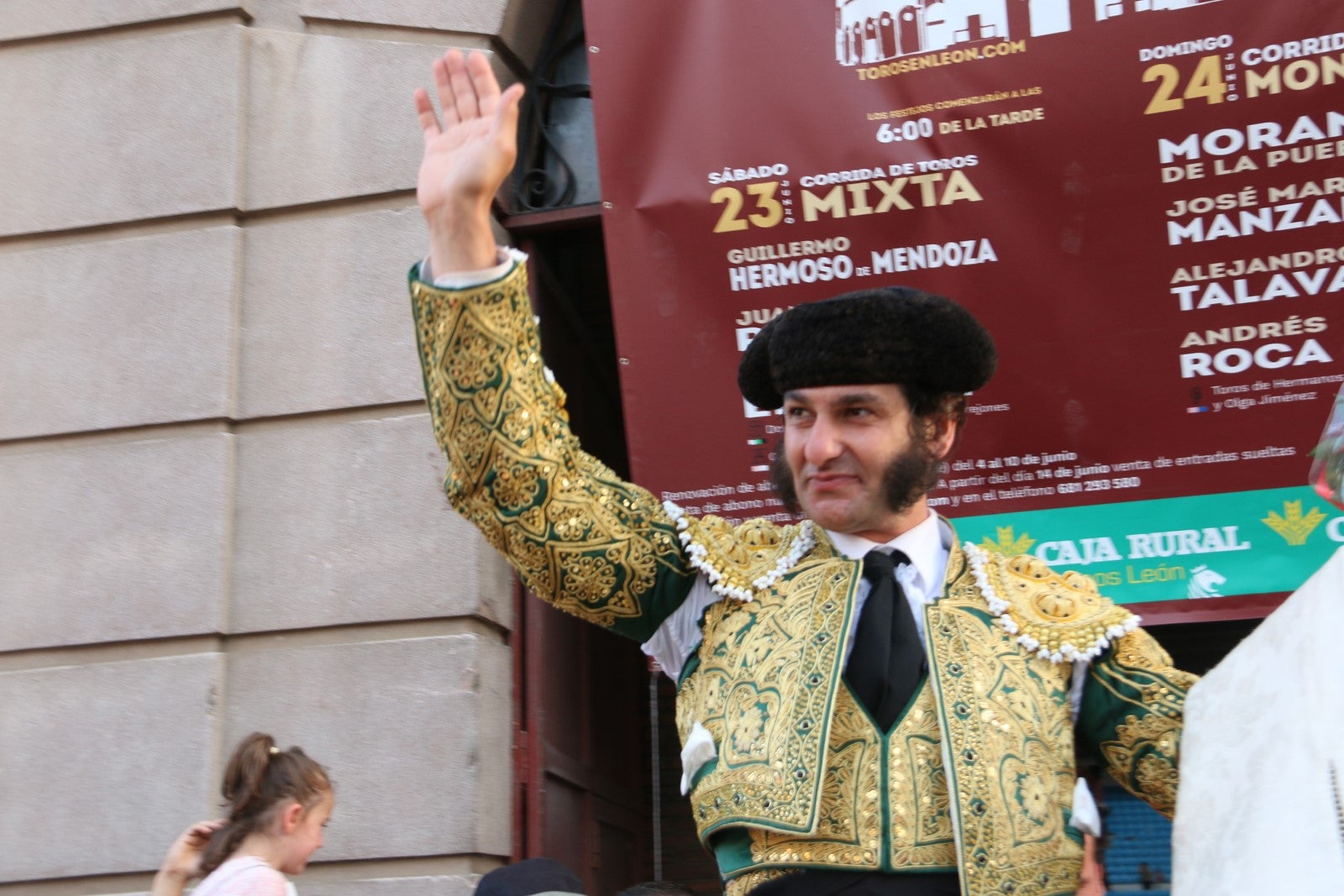 Fotos: Corrida del día  de San Juan, Morante, Manzanares, Talavante y Roca Rey