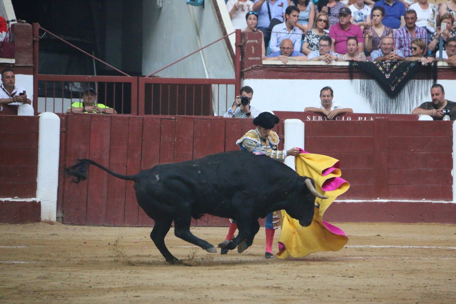 Fotos: Corrida del día  de San Juan, Morante, Manzanares, Talavante y Roca Rey