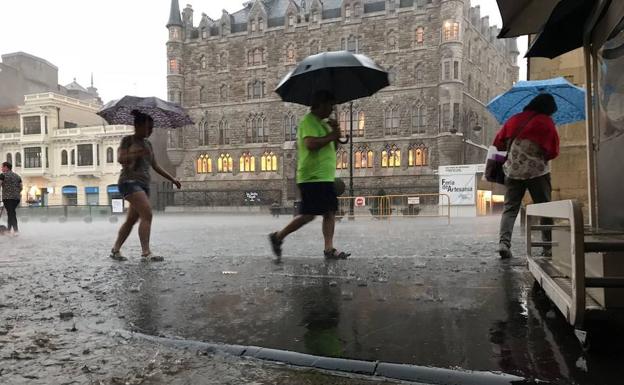 Una de las últimas tormentas en León.