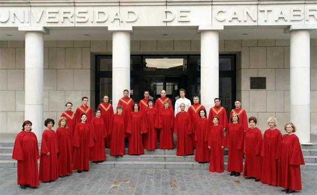 La Camerata Coral de la UC interpreta a los grandes maestros de la Historia de la Música.