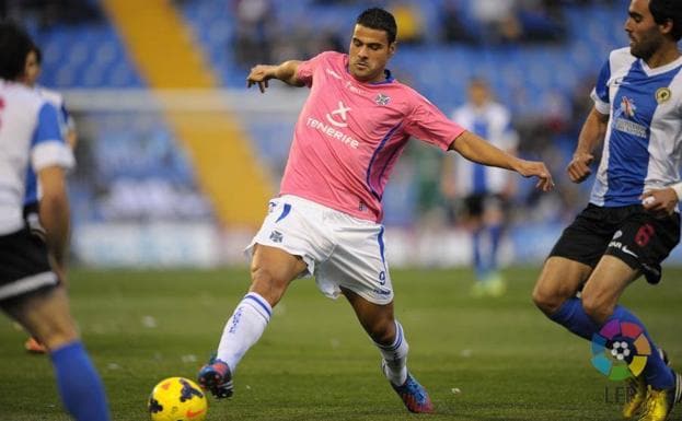 Aridane Santana, con la camiseta del Tenerife.