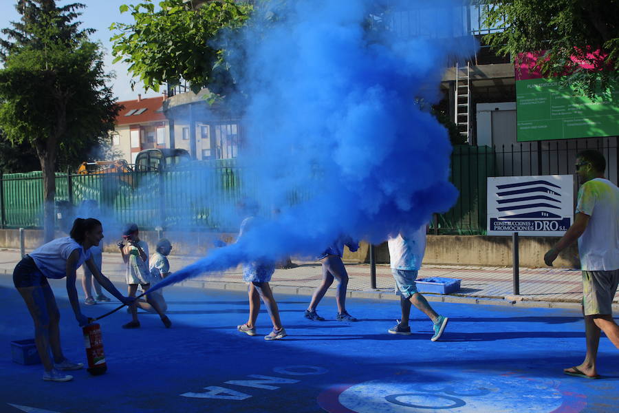 Fotos: La Color Party de La Virgen del Camino celebra su cuarta edición