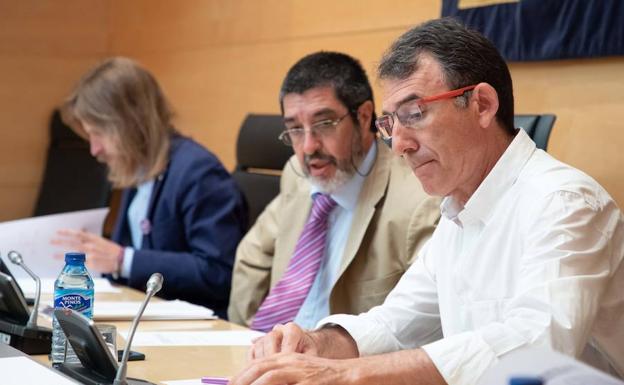 Comparecencia del exsecretario general de CCOO en Castilla y León Ángel Hernández, en la comisión de investigación de las cajas. 