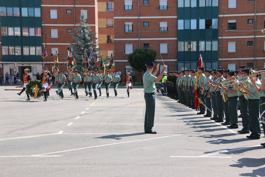 Fotos: Toma de posesión del nuevo jefe de la XII Zona de la Guardia Civil de Castilla y León