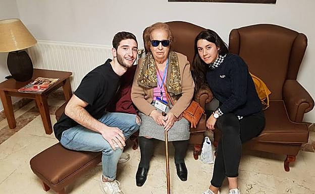 Imagen de la iniciativa 'Adopta un abuelo'.