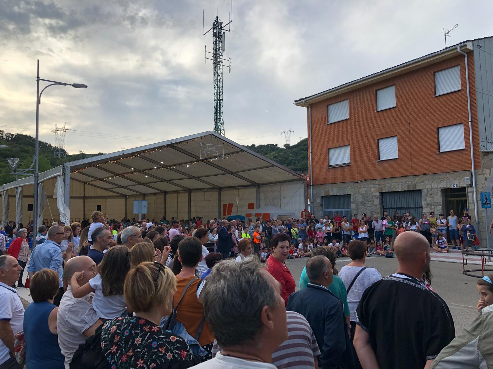 Fotos: Pola ya está en fiestas