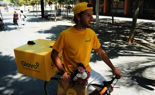 UGT lleva a juicio a Glovo para demostrar que abusa de la figura del falso autónomo