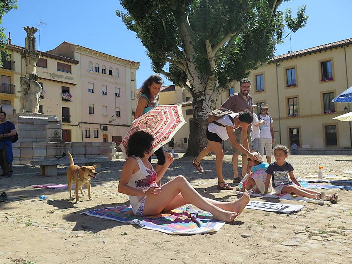 Fotos: Concentración en la &#039;Playa del Grano&#039;