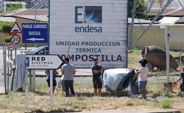 Trabajadores de Asturleonesa en Compostilla.