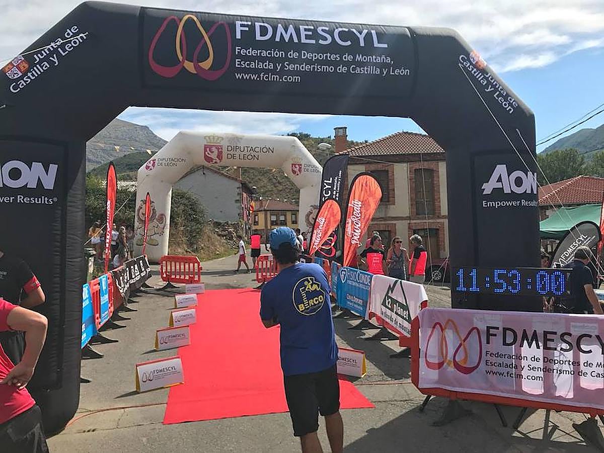 Fotos: Las mejores imágenes del Trail Villafeide 2018