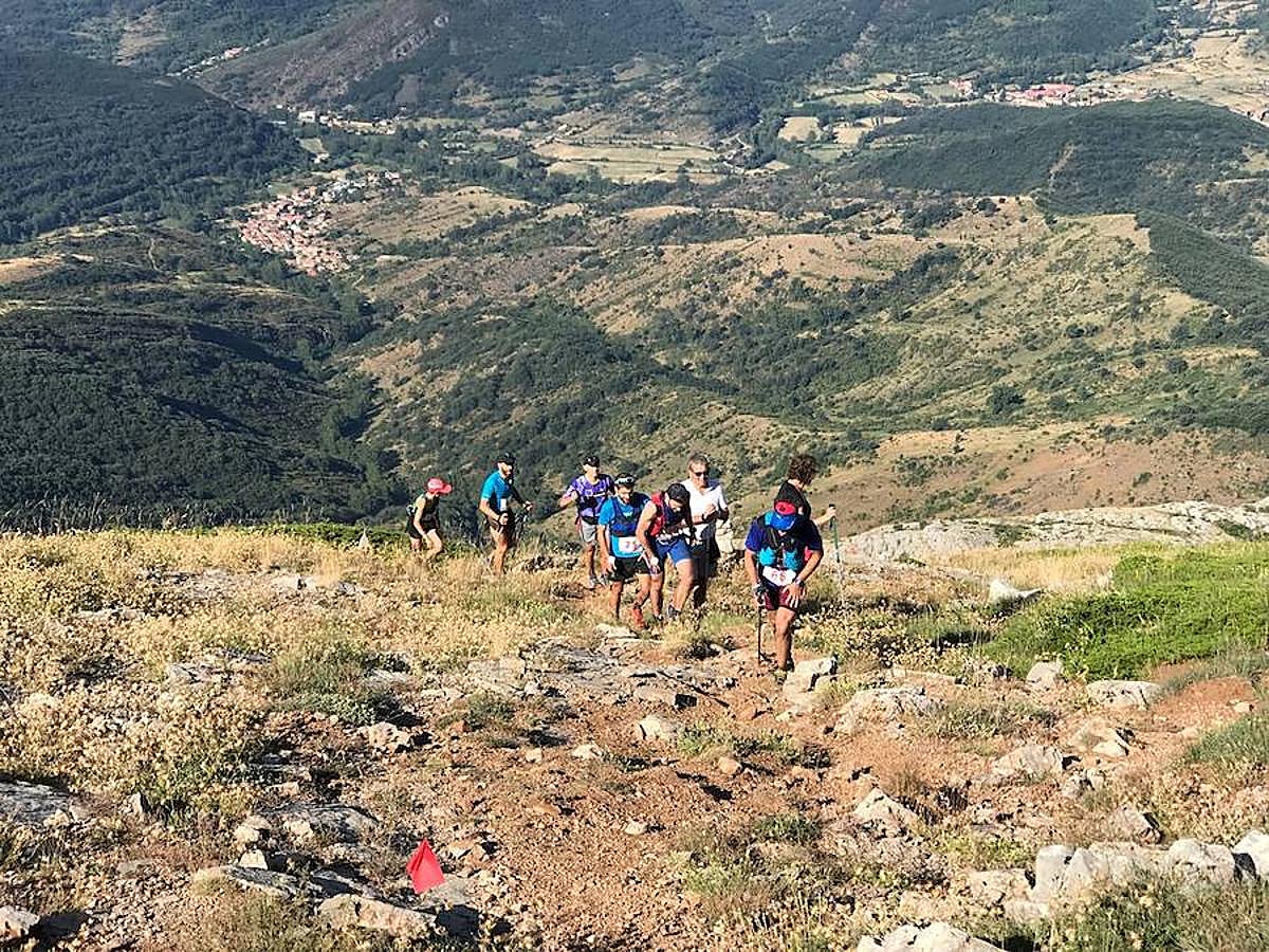 Fotos: Las mejores imágenes del Trail Villafeide 2018