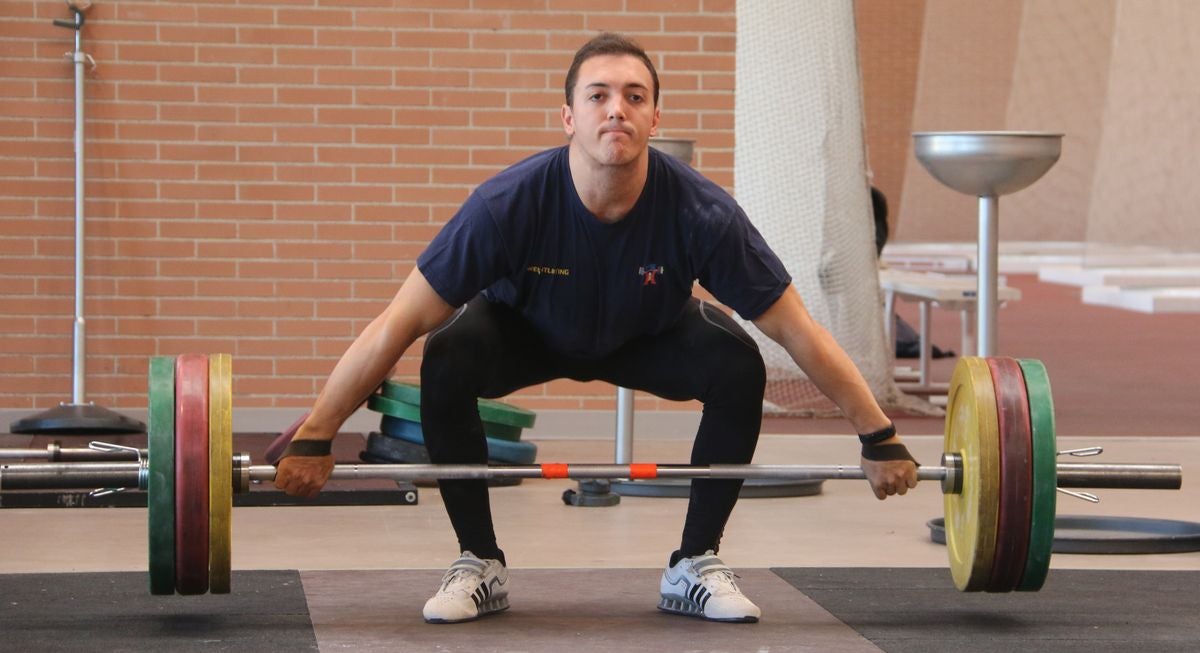 Fotos: Los mejores halterófilos del país se citan en el CAR de León